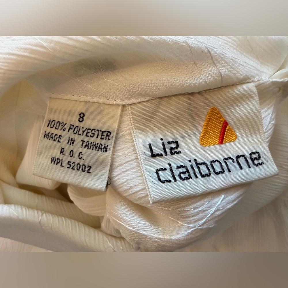 Vintage Liz Claiborne Cream Blouse with Neck Tie - Picture 7 of 8